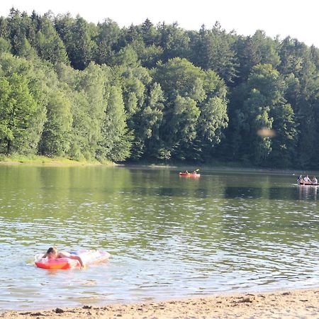 Domki Nad Jeziorem W Karlowicach Karlowice Екстериор снимка