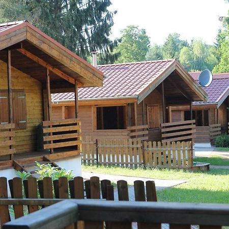 Domki Nad Jeziorem W Karlowicach Karlowice Екстериор снимка