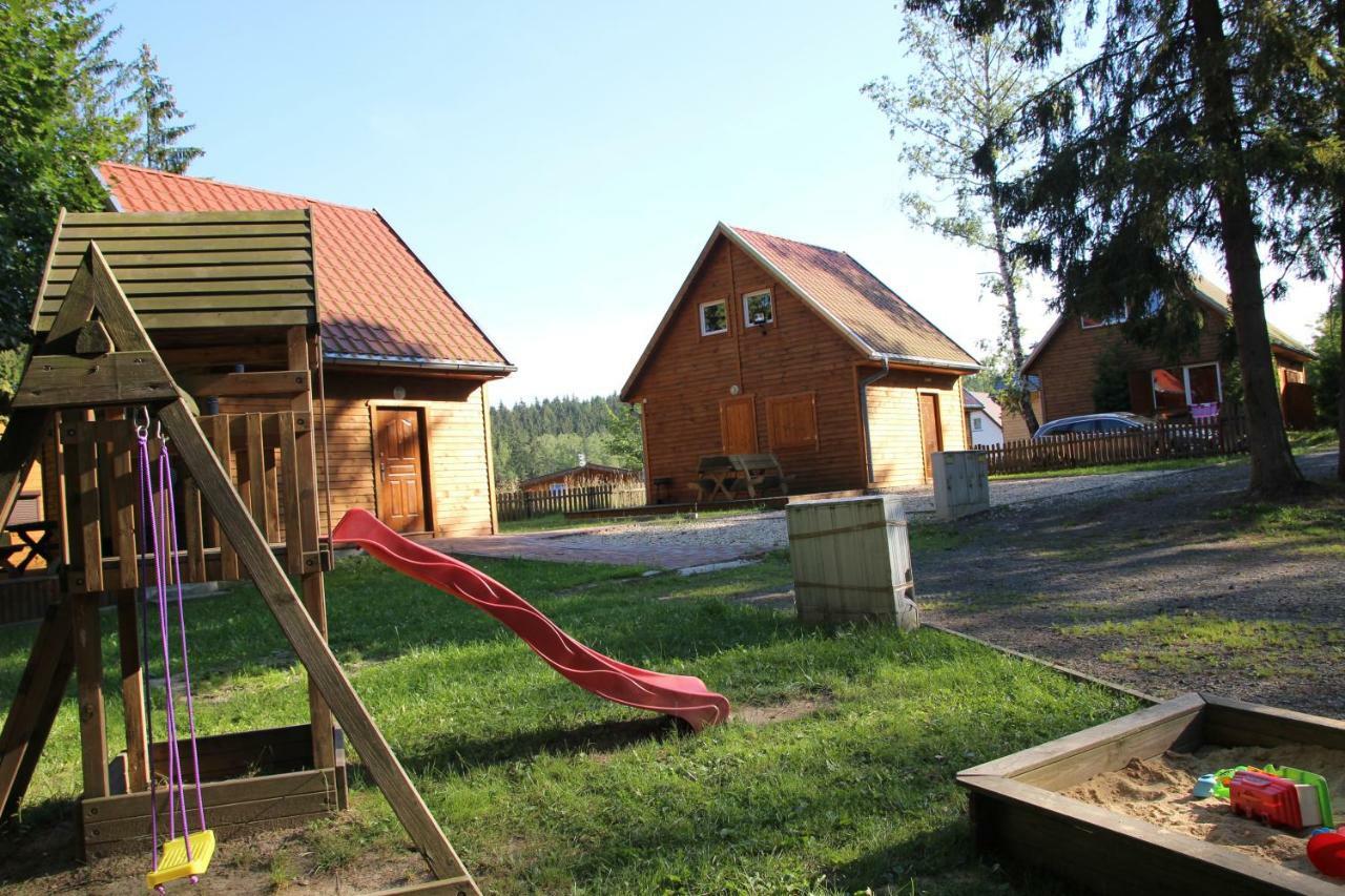 Domki Nad Jeziorem W Karlowicach Karlowice Екстериор снимка