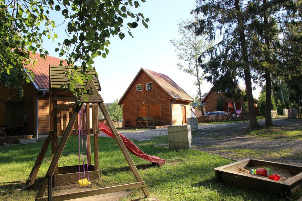 Domki Nad Jeziorem W Karlowicach Karlowice Екстериор снимка