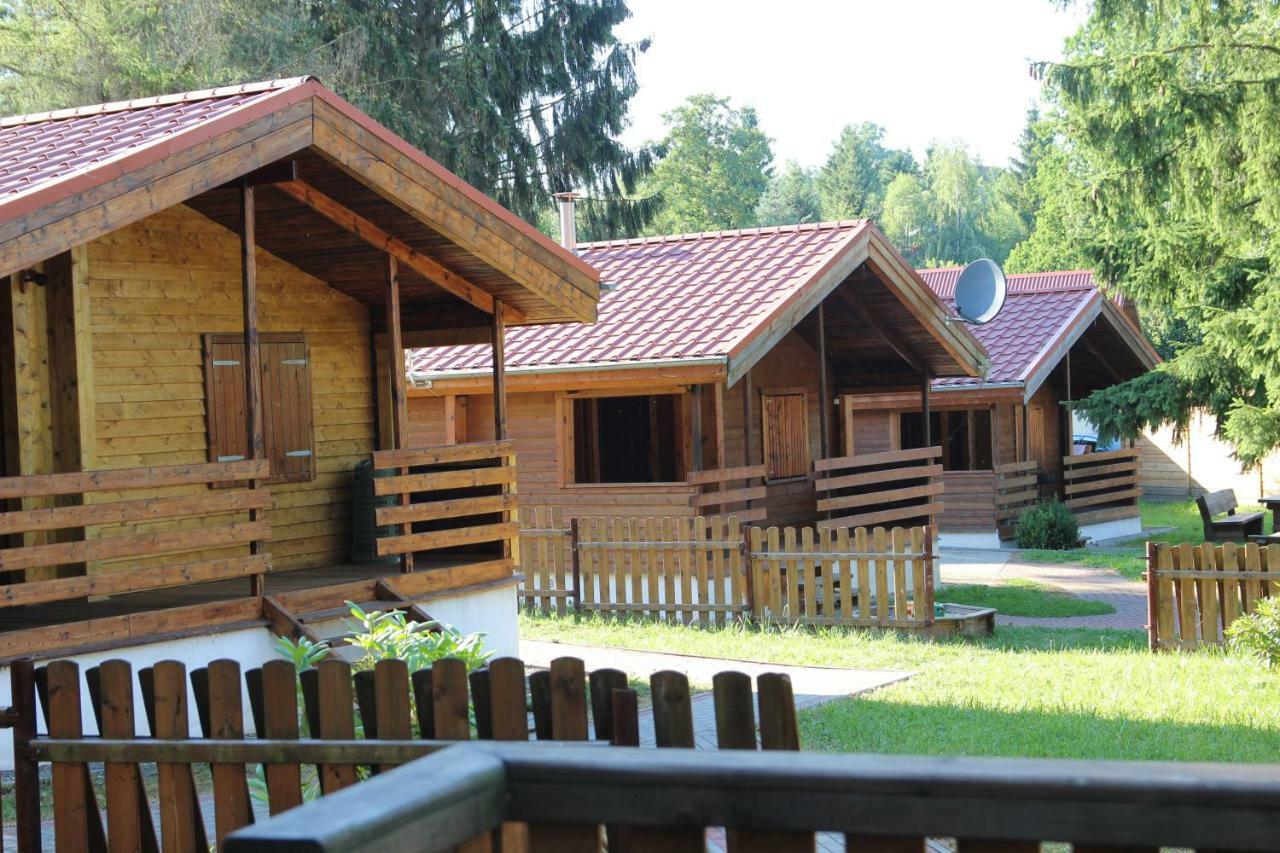 Domki Nad Jeziorem W Karlowicach Karlowice Екстериор снимка