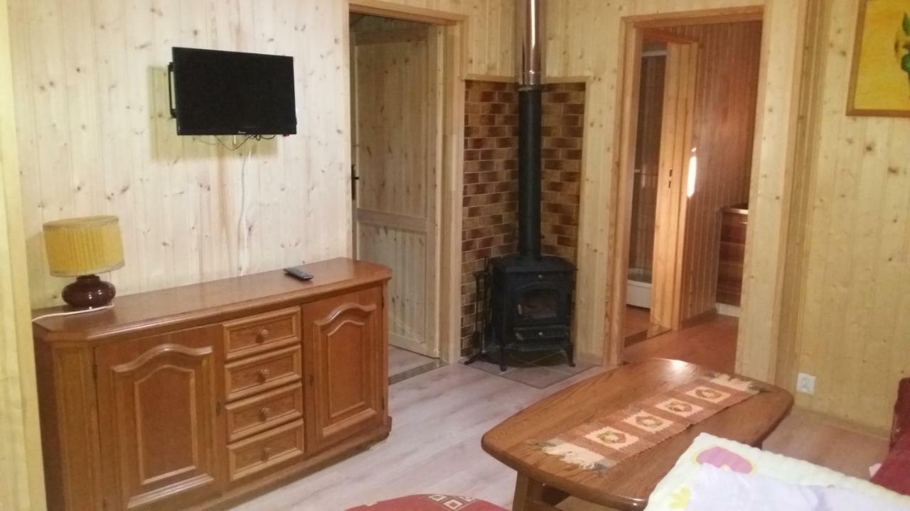 Domki Nad Jeziorem W Karlowicach Karlowice Екстериор снимка